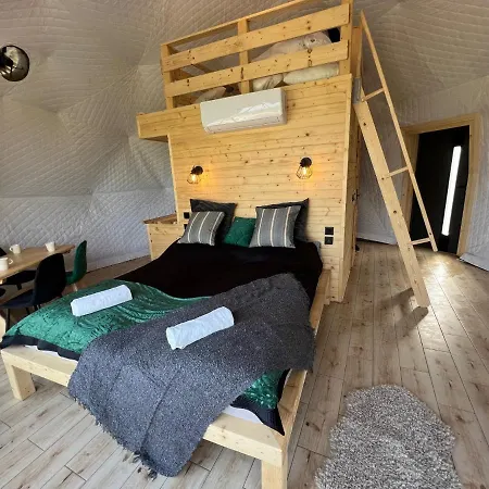 Lyxtält Osada Przy Szlaku Glamping Ojcow *