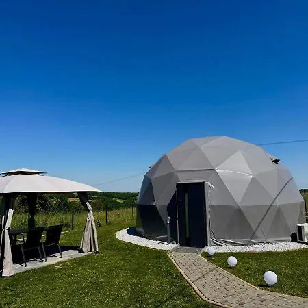 Luxury tent Glamp Delux Ojcowski Park Narodowy Wola Kalinowska