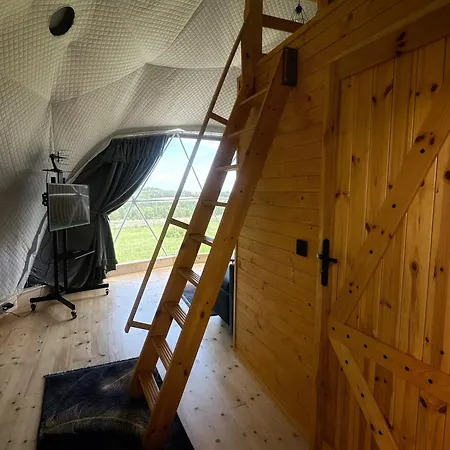 Osada Przy Szlaku Glamping Ojcow Lyxtält *